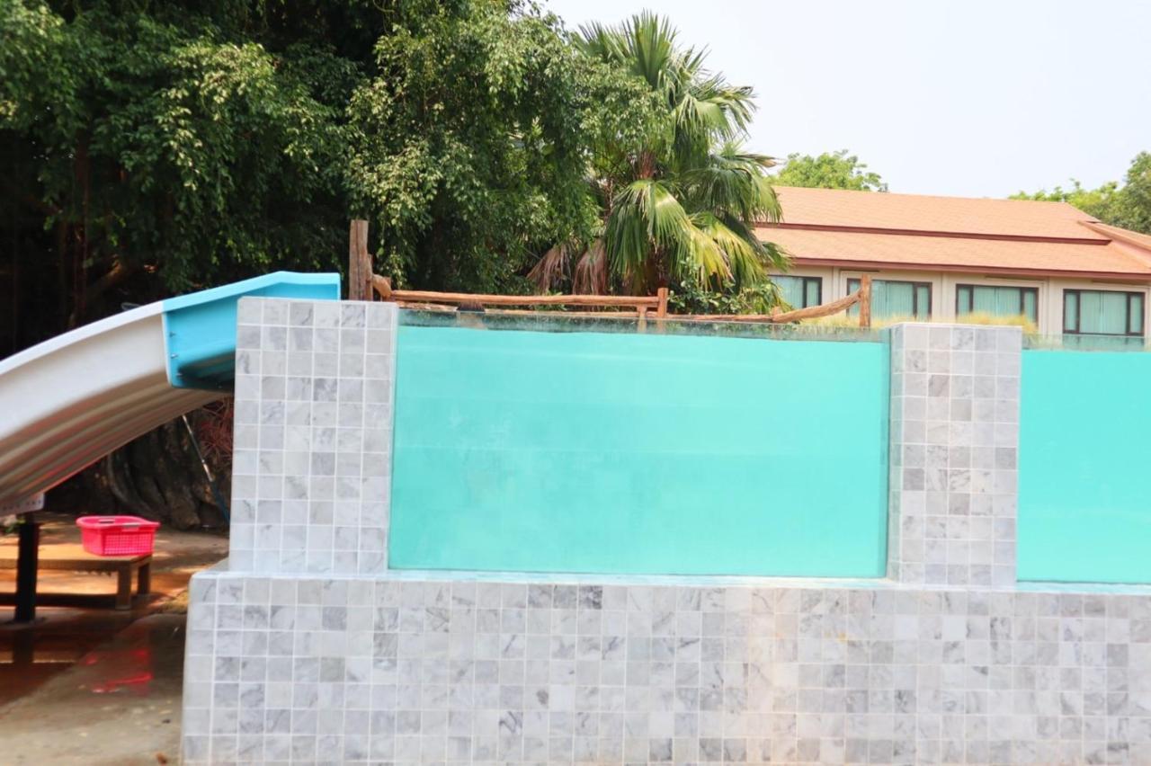 Blues River Resort Chao Lao Beach Exterior photo